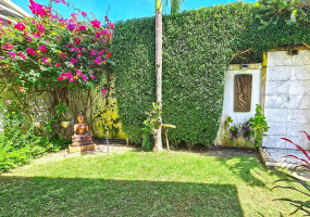 Pool-villa-For-Sale-Hua-Hin-Red-moutain-water-side-garden Pool-villa-For-Sale-Hua-Hin-Red-moutain-water-side-garden