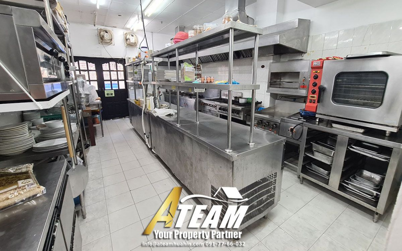 Hotel-for-sale-hua-hin-center-kitchen