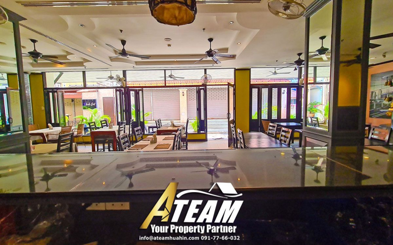 Hotel-for-sale-hua-hin-center-restaurant