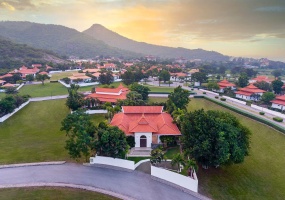 8/35 , Nong Gae, Hua Hin Center 77110, 2 Bedrooms, 2 Bathrooms, House / Villa, For Sale, Moobaan Hua Na,1059, A-Team Real estate
