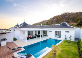 3 Bedrooms, 2 Bathrooms, House / Villa, For Sale, ,1065, A-Team Real estate