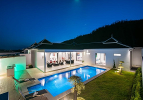 3 Bedrooms, 2 Bathrooms, House / Villa, For Sale, ,1065, A-Team Real estate