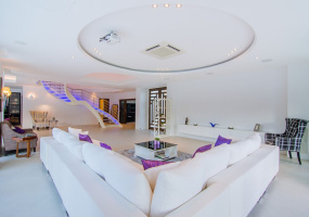 3 Bedrooms, 2 Bathrooms, House / Villa, For Sale, ,1065, A-Team Real estate