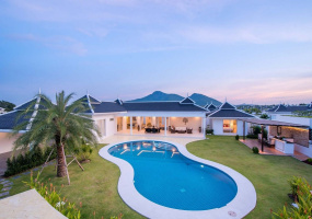 3 Bedrooms, 2 Bathrooms, House / Villa, For Sale, ,1065, A-Team Real estate