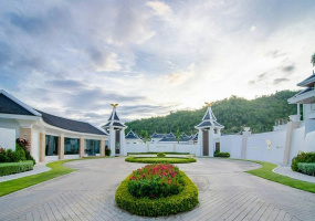 3 Bedrooms, 2 Bathrooms, House / Villa, For Sale, ,1065, A-Team Real estate