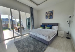 Hua Hin , Hua Hin Center 77110, 4 Bedrooms, 4 Bathrooms, House / Villa, For Sale, ,1066, A-Team Real estate