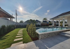 Hua Hin , Hua Hin Center 77110, 4 Bedrooms, 4 Bathrooms, House / Villa, For Sale, ,1066, A-Team Real estate
