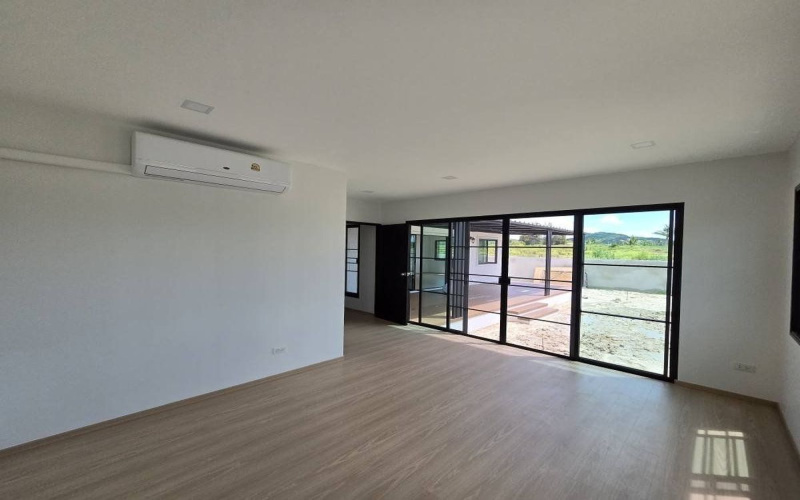 3 Bedrooms, 3 Bathrooms, House / Villa, For Sale, ,1068, A-Team Real estate