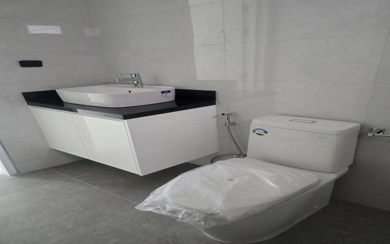 3 Bedrooms, 3 Bathrooms, House / Villa, For Sale, ,1068, A-Team Real estate