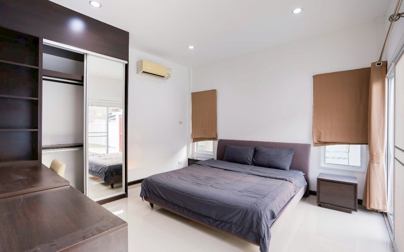 Hpool villa Hua Hin, Hin Lek Fai house for sale, freehold villa Hua Hin, 3 bedroom villa Hua Hin, Hua Hin property, house near Hua Hin beach, villa with no common fees, Hua Hin real estate, budget villa Hua Hin, villa for retirees Thailand

