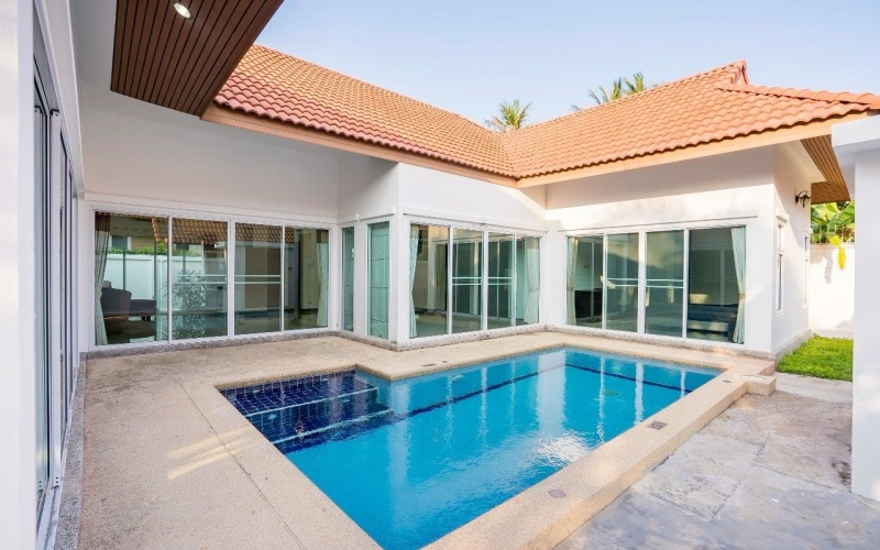 Hpool villa Hua Hin, Hin Lek Fai house for sale, freehold villa Hua Hin, 3 bedroom villa Hua Hin, Hua Hin property, house near Hua Hin beach, villa with no common fees, Hua Hin real estate, budget villa Hua Hin, villa for retirees Thailand

