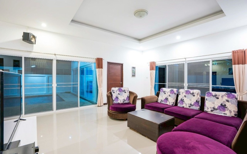 Hpool villa Hua Hin, Hin Lek Fai house for sale, freehold villa Hua Hin, 3 bedroom villa Hua Hin, Hua Hin property, house near Hua Hin beach, villa with no common fees, Hua Hin real estate, budget villa Hua Hin, villa for retirees Thailand

