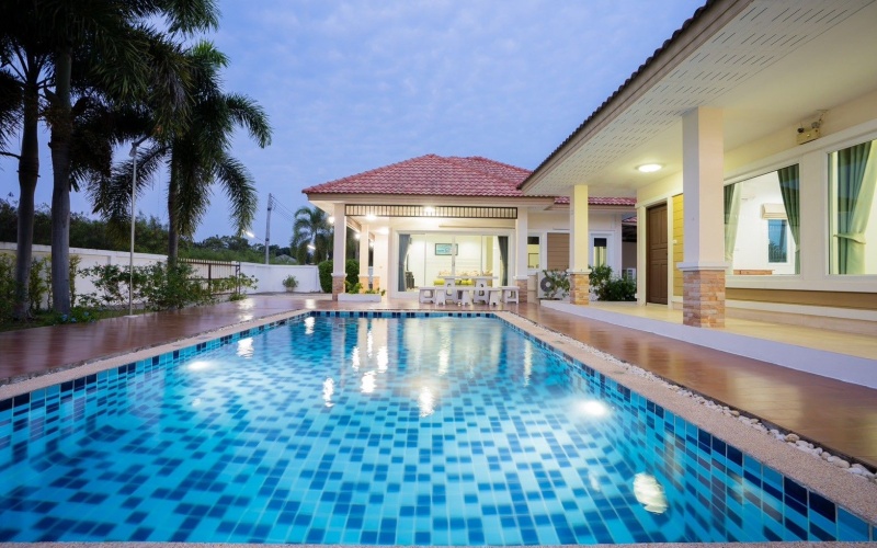 4 bedroom pool villa Hua Hin, Hin Lek Fai house for sale, freehold villa Hua Hin, Hua Hin property for sale, large villa Hua Hin, no common fees, family villa Hua Hin, budget pool villa Thailand, real estate Hua Hin, house with land Hua Hin


