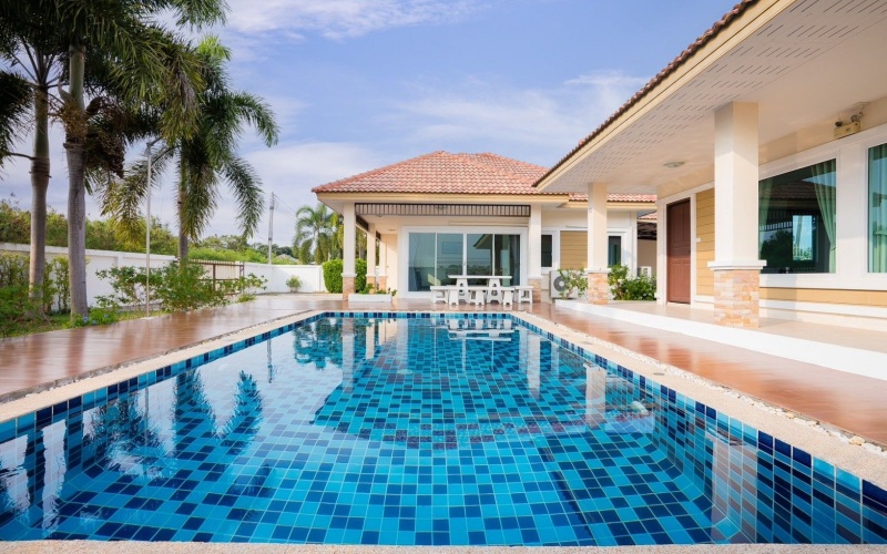 4 bedroom pool villa Hua Hin, Hin Lek Fai house for sale, freehold villa Hua Hin, Hua Hin property for sale, large villa Hua Hin, no common fees, family villa Hua Hin, budget pool villa Thailand, real estate Hua Hin, house with land Hua Hin

