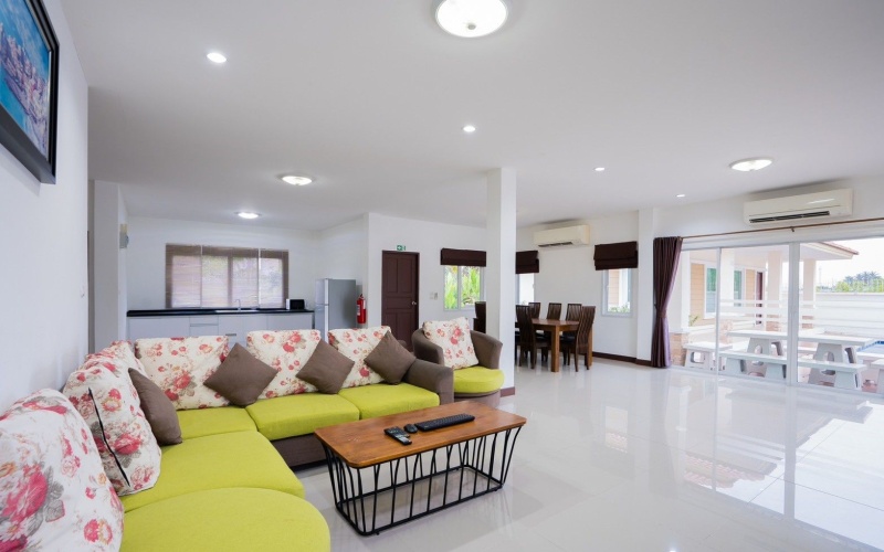 4 bedroom pool villa Hua Hin, Hin Lek Fai house for sale, freehold villa Hua Hin, Hua Hin property for sale, large villa Hua Hin, no common fees, family villa Hua Hin, budget pool villa Thailand, real estate Hua Hin, house with land Hua Hin

