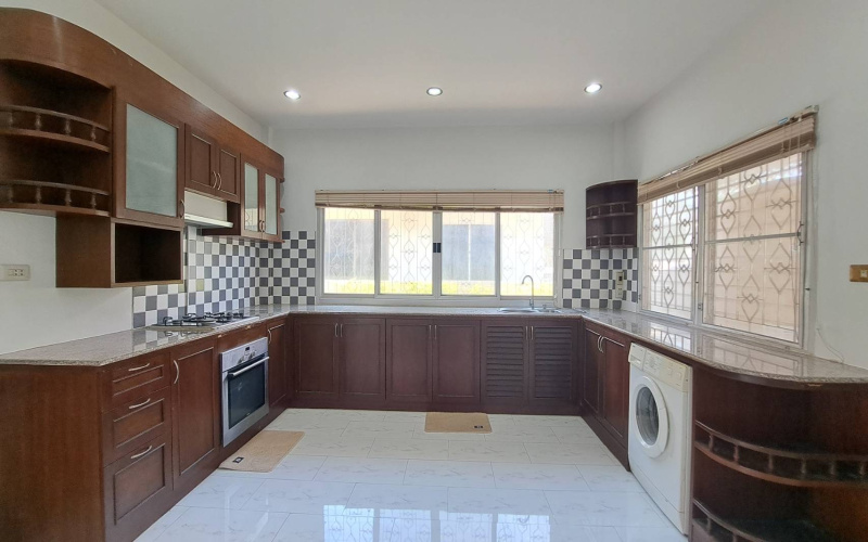 Hua Hin, Hua Hin Center , 3 Bedrooms, 2 Bathrooms, House / Villa, For Sale, ,1940, A-Team Real estate