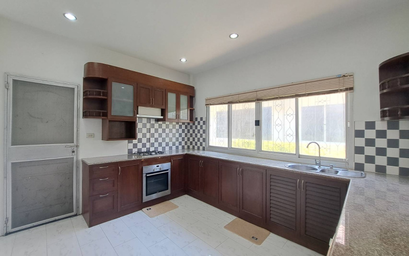 Hua Hin, Hua Hin Center , 3 Bedrooms, 2 Bathrooms, House / Villa, For Sale, ,1940, A-Team Real estate