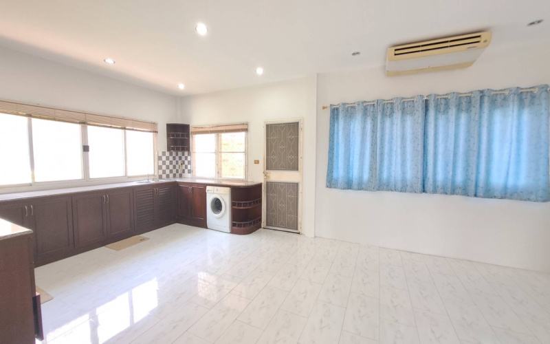 Hua Hin, Hua Hin Center , 3 Bedrooms, 2 Bathrooms, House / Villa, For Sale, ,1940, A-Team Real estate